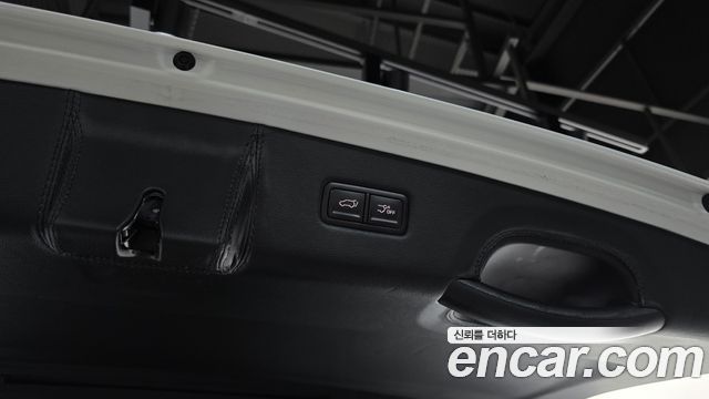 Kia Canival 2021 — photo 20