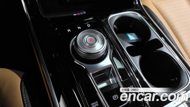 Kia Canival 2021 — photo 9