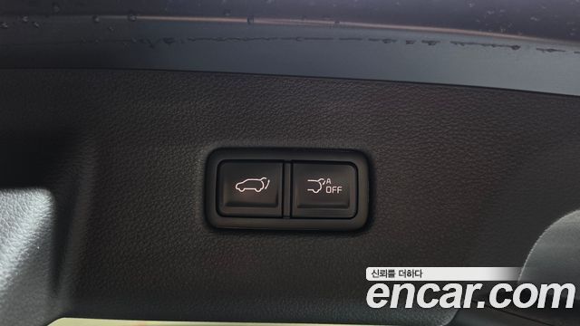 Kia Canival 2021 — photo 17