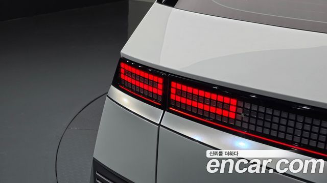 Hyundai Ioniq5 2022 — photo 9