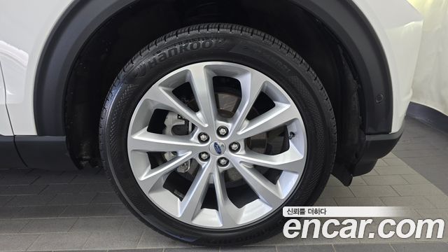 Ford Explorer 2022 — photo 7
