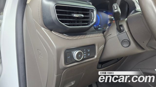 Ford Explorer 2022 — photo 27