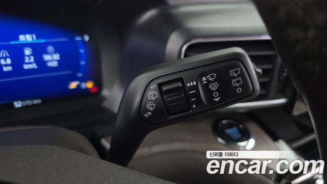Ford Explorer 2022 — photo 28