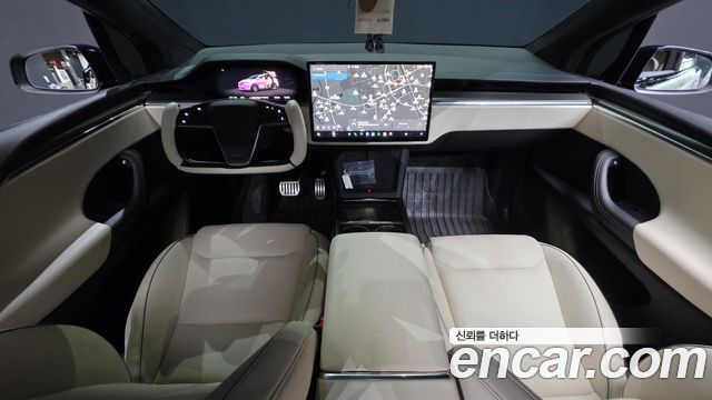 Tesla Model X 2023 — photo 10