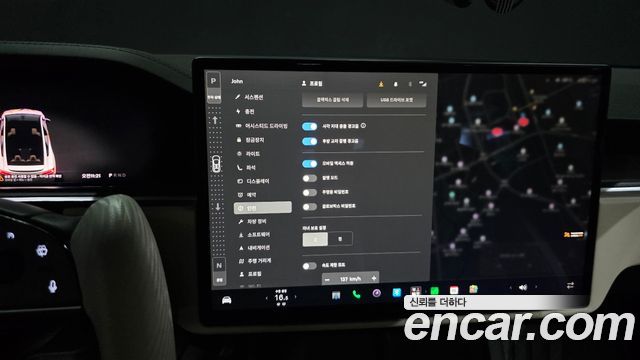 Tesla Model X 2023 — photo 22