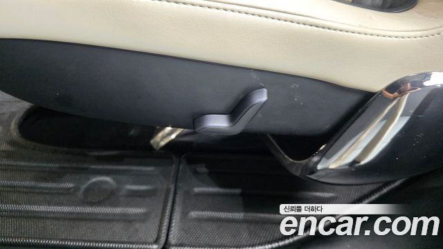 Tesla Model X 2023 — photo 31