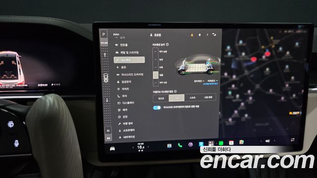 Tesla Model X 2023 — photo 34