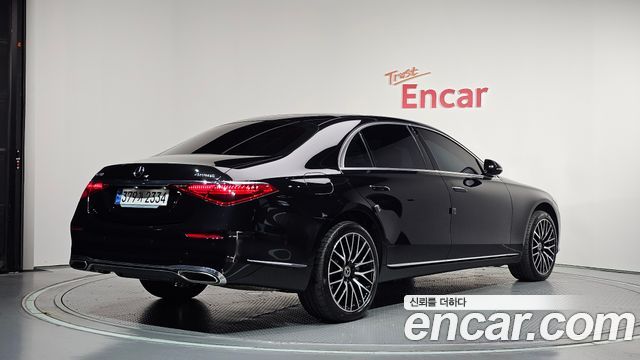 Mercedes-Benz S-Class 2024 — photo 2