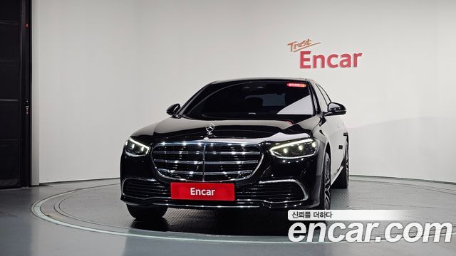 Mercedes-Benz S-Class 2024 — photo 3