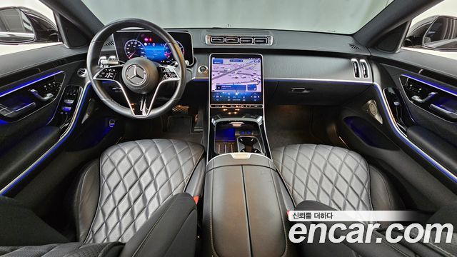 Mercedes-Benz S-Class 2024 — photo 10