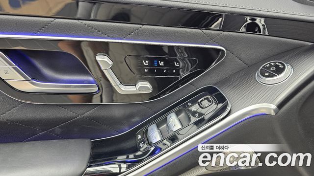Mercedes-Benz S-Class 2024 — photo 33