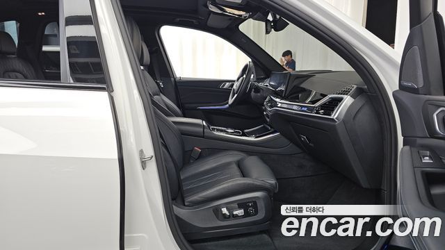 BMW X5 2025 — photo 17