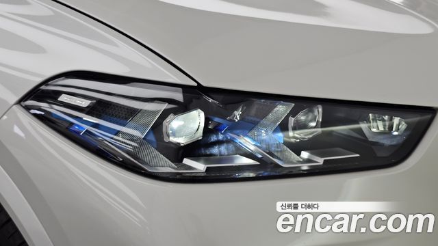 BMW X5 2025 — photo 8