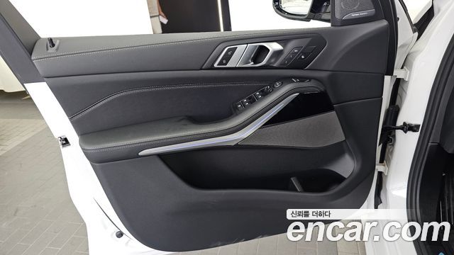 BMW X5 2025 — photo 14