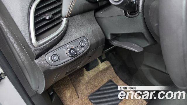 Chevrolet Korea Trax 2019 — photo 25
