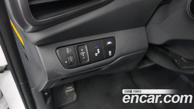 Hyundai Ioniq 2020 — photo 26