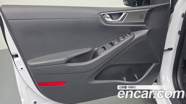 Hyundai Ioniq 2020 — photo 14