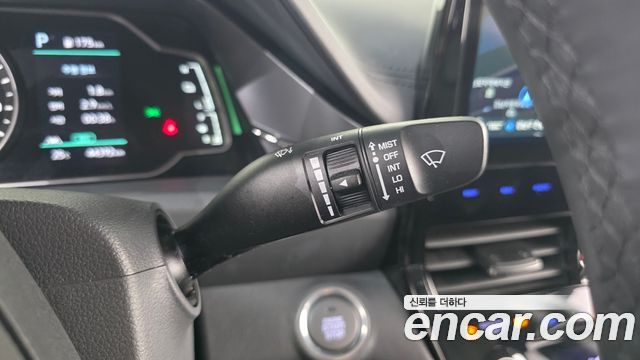 Hyundai Ioniq 2020 — photo 27