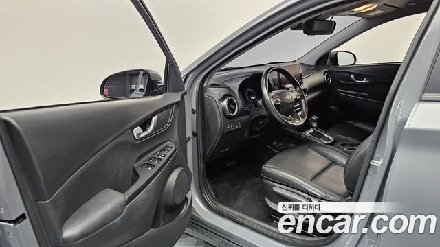 Hyundai Kona 2023 — photo 13