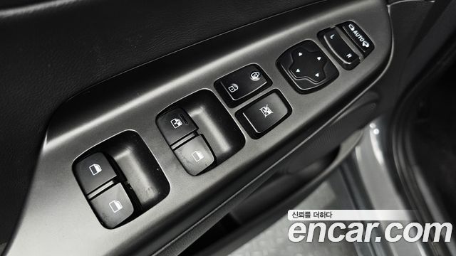 Hyundai Kona 2023 — photo 26