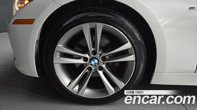 BMW 3-Series 2015 — photo 5