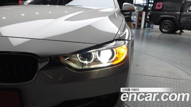 BMW 3-Series 2015 — photo 8