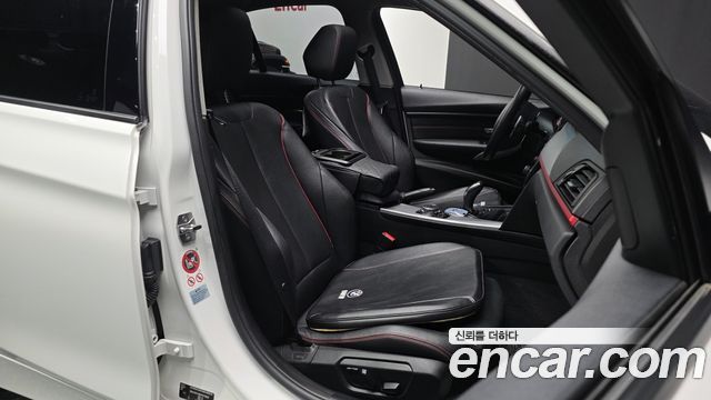 BMW 3-Series 2015 — photo 16