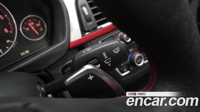 BMW 3-Series 2015 — photo 29