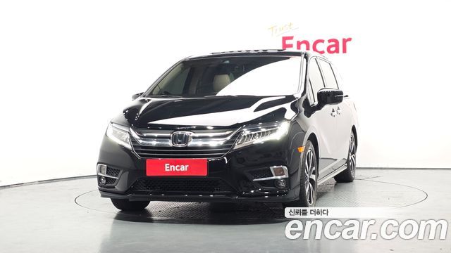 Honda Odyssey 2018 — photo 3