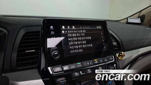 Honda Odyssey 2018 — photo 22