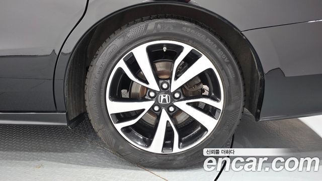 Honda Odyssey 2018 — photo 7