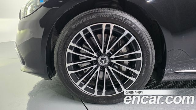 Mercedes-Benz S-Class 2021 — photo 5