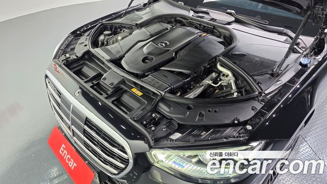 Mercedes-Benz S-Class 2021 — photo 6