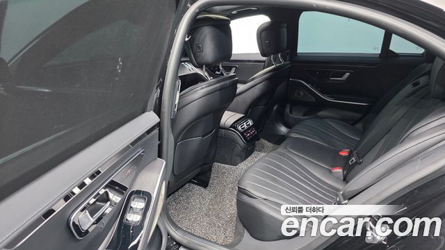 Mercedes-Benz S-Class 2021 — photo 18