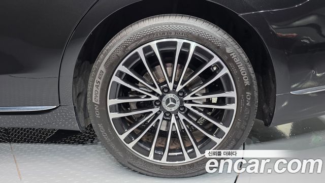Mercedes-Benz S-Class 2021 — photo 7