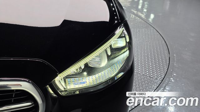 Mercedes-Benz S-Class 2021 — photo 8