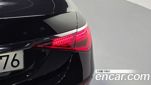 Mercedes-Benz S-Class 2021 — photo 9