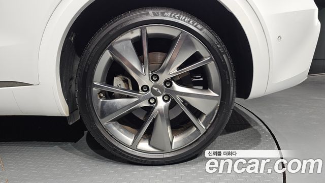 Genesis GV70 2023 — photo 7