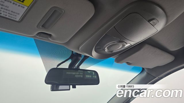 KG Mobility KORANDO 2017 — photo 21