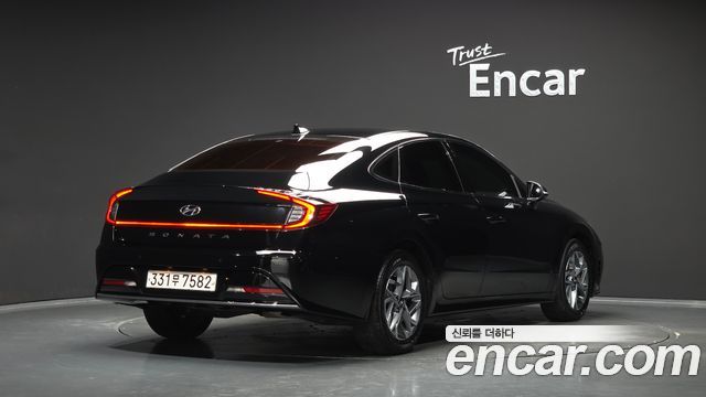 Hyundai Sonata 2022 — photo 2