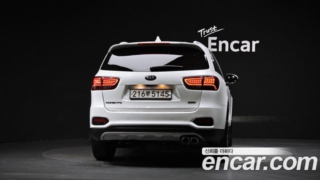 Kia Sorento 2018 — photo 4