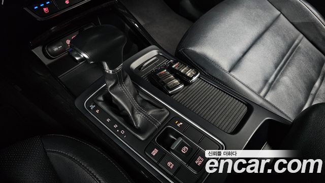 Kia Sorento 2018 — photo 12