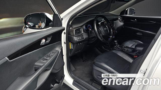 Kia Sorento 2018 — photo 13