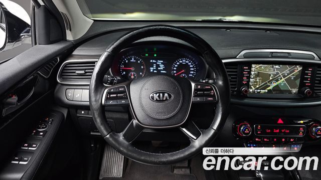 Kia Sorento 2018 — photo 18