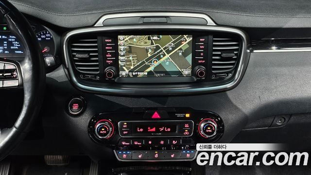 Kia Sorento 2018 — photo 20