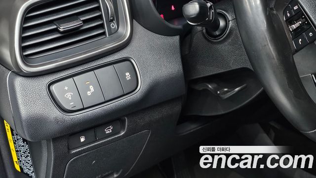 Kia Sorento 2018 — photo 22