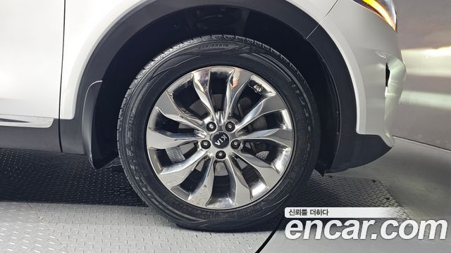 Kia Sorento 2018 — photo 7
