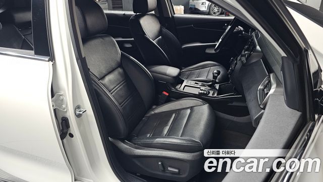 Kia Sorento 2018 — photo 16