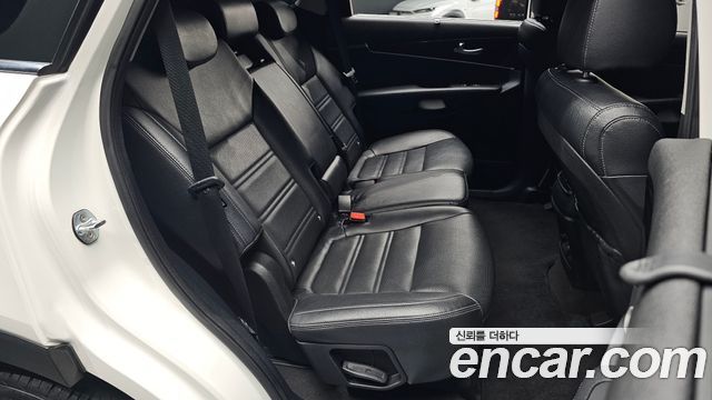 Kia Sorento 2018 — photo 29