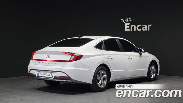 Hyundai Sonata 2022 — photo 2